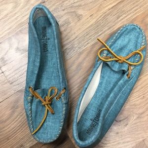 Minnetonka canvas moccasin